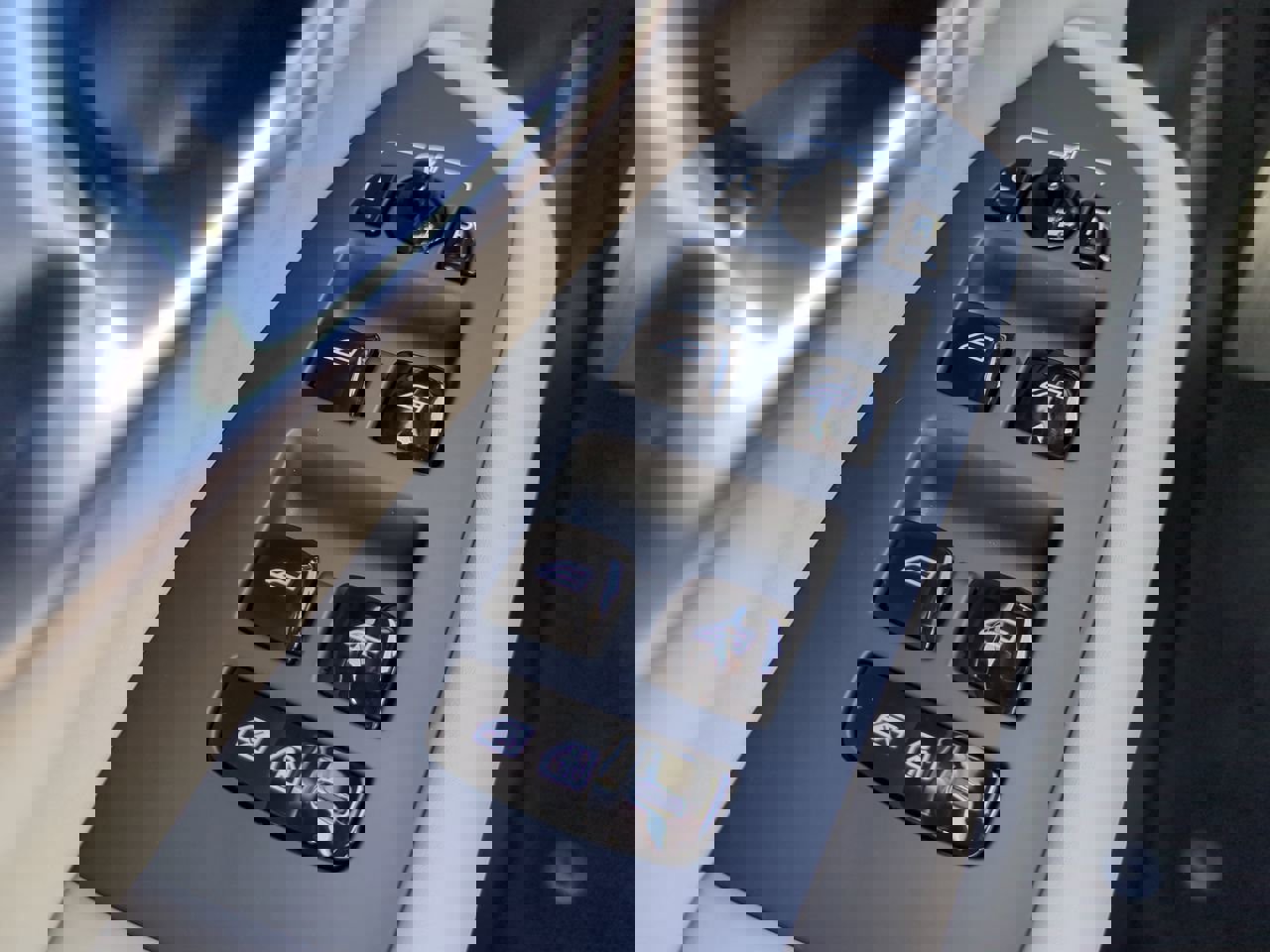 New 2026 Volvo XC90 B6 Plus w/ Protection Package Premier image 23