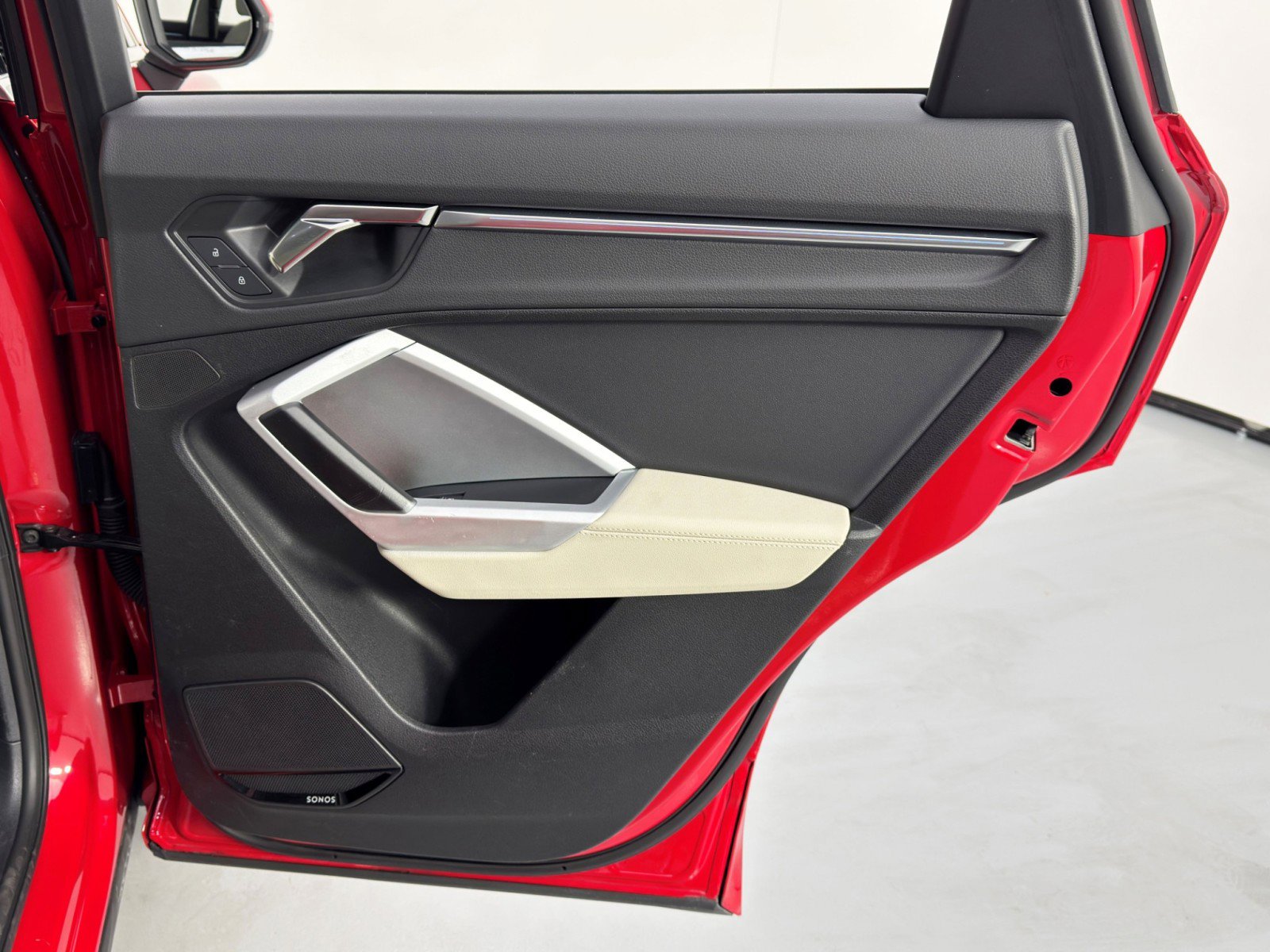 Used 2023 Audi Q3 2.0T Premium Plus image 44