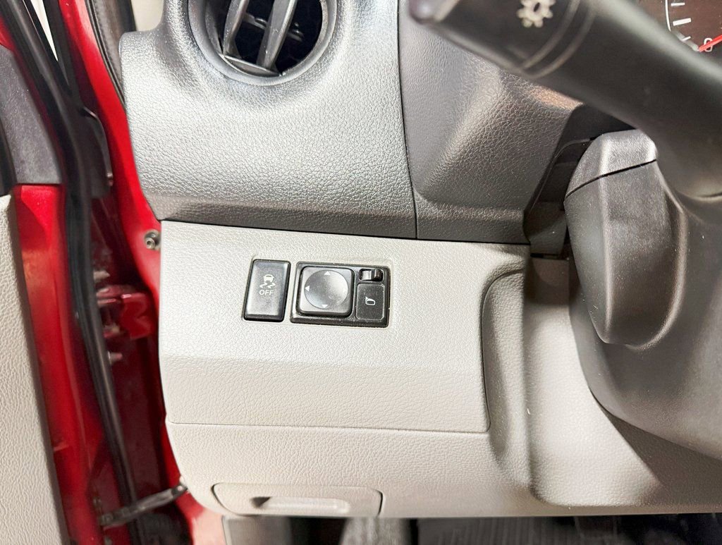 Used 2019 Nissan NV200 SV FWD image 13