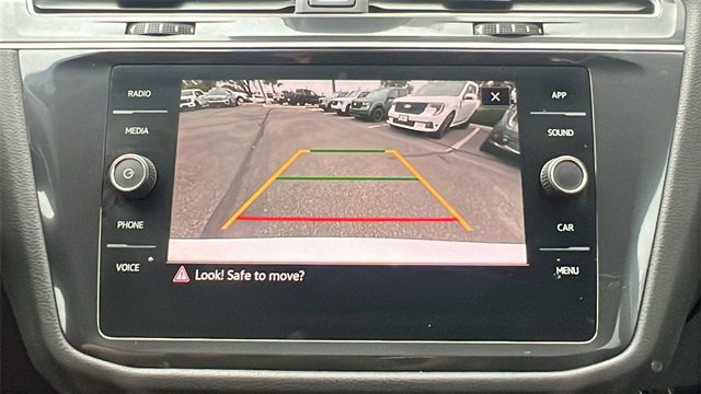 Used 2023 Volkswagen Tiguan SE image 23