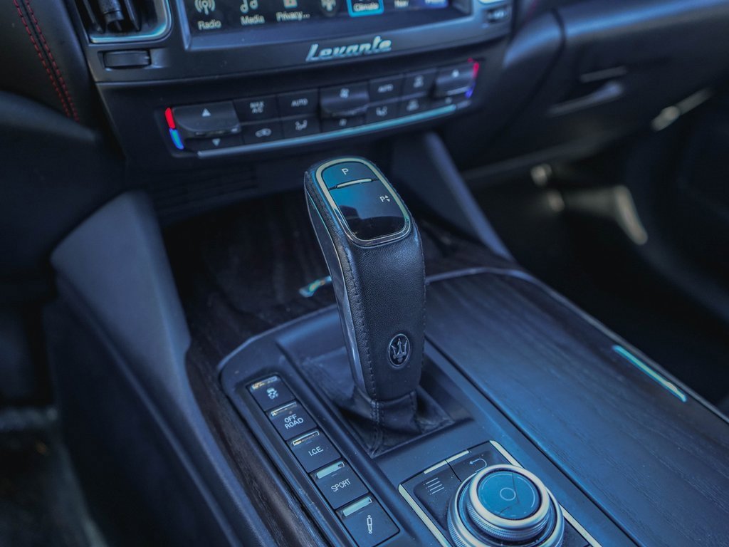 Used 2019 Maserati Levante image 25