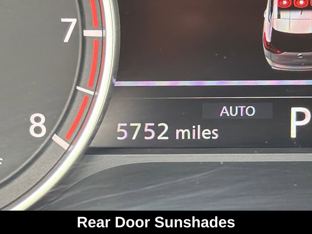 Used 2024 Nissan Rogue SV w/ SV Premium Package image 20