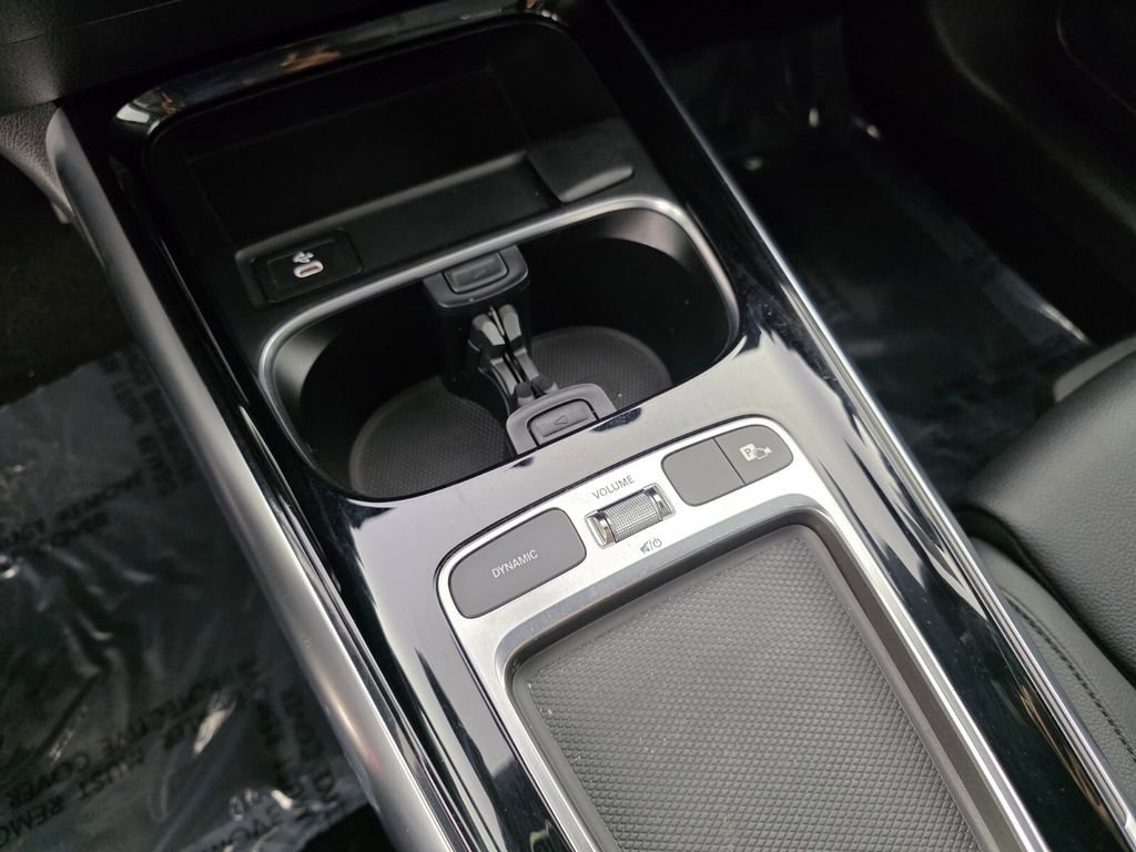 Certified 2025 Mercedes-Benz GLA 250 image 22