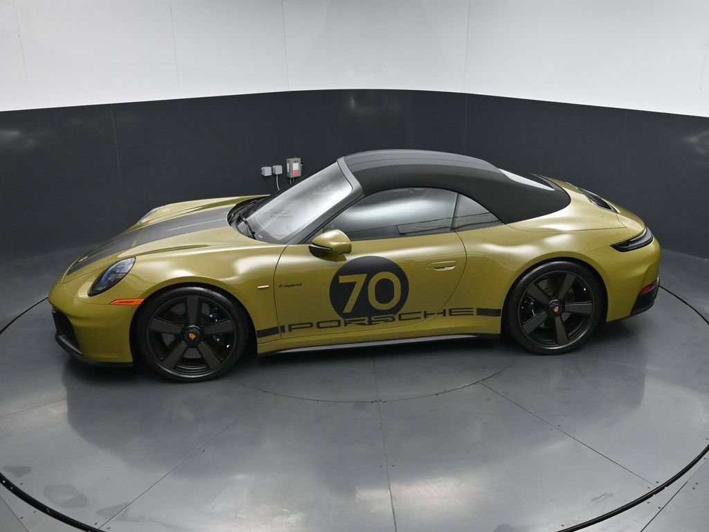 Certified 2026 Porsche 911 GTS RWD image 22