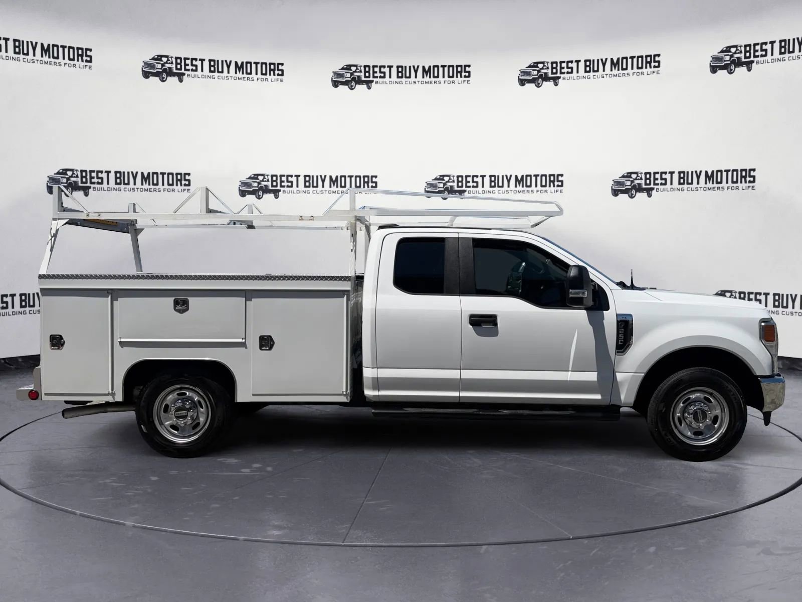 Used 2022 Ford F250 XL w/ Power Equipment Group RWD image 9
