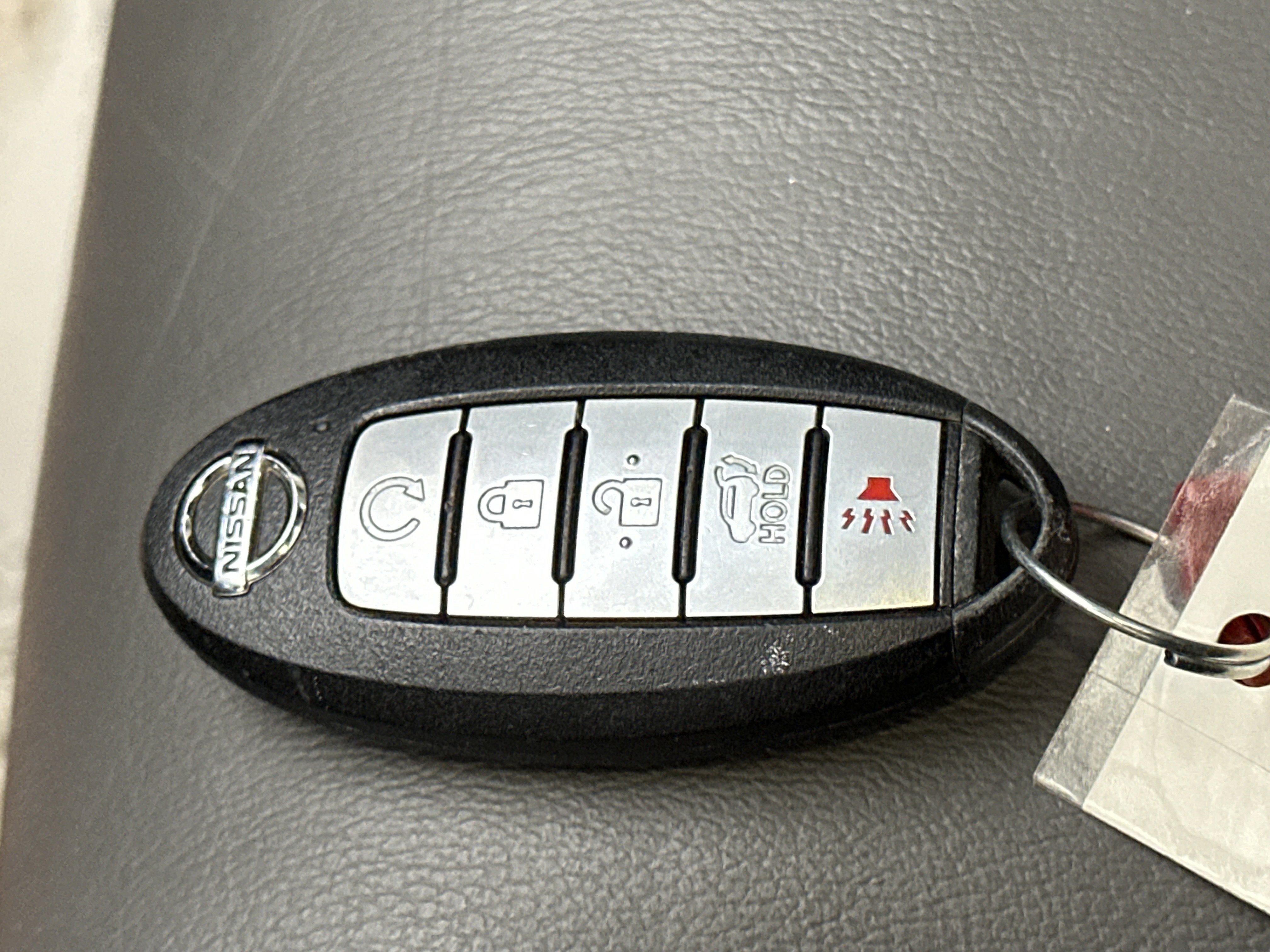 Used 2020 Nissan Pathfinder SL image 46