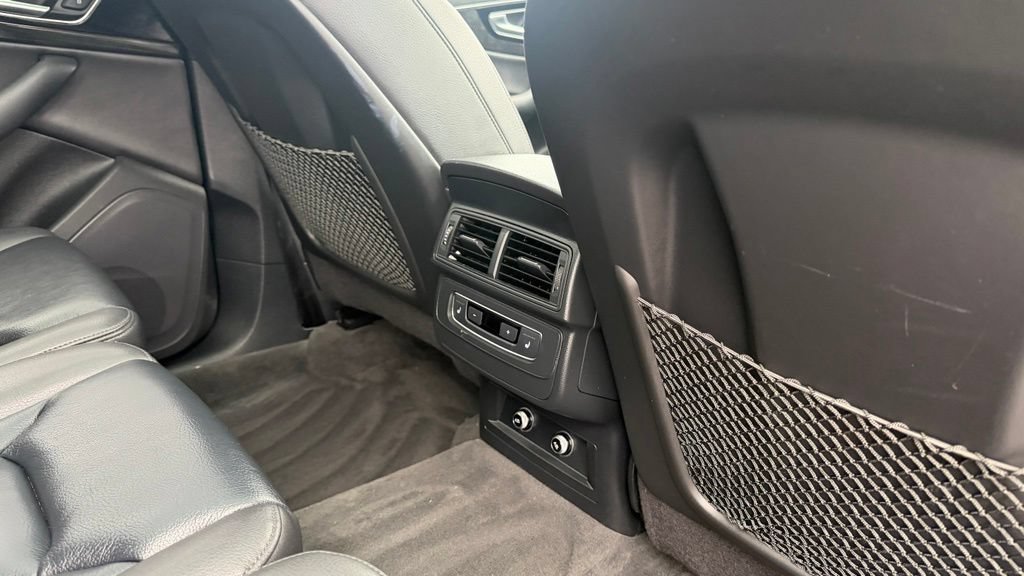 Used 2019 Audi Q7 3.0T Premium AWD/4WD image 18