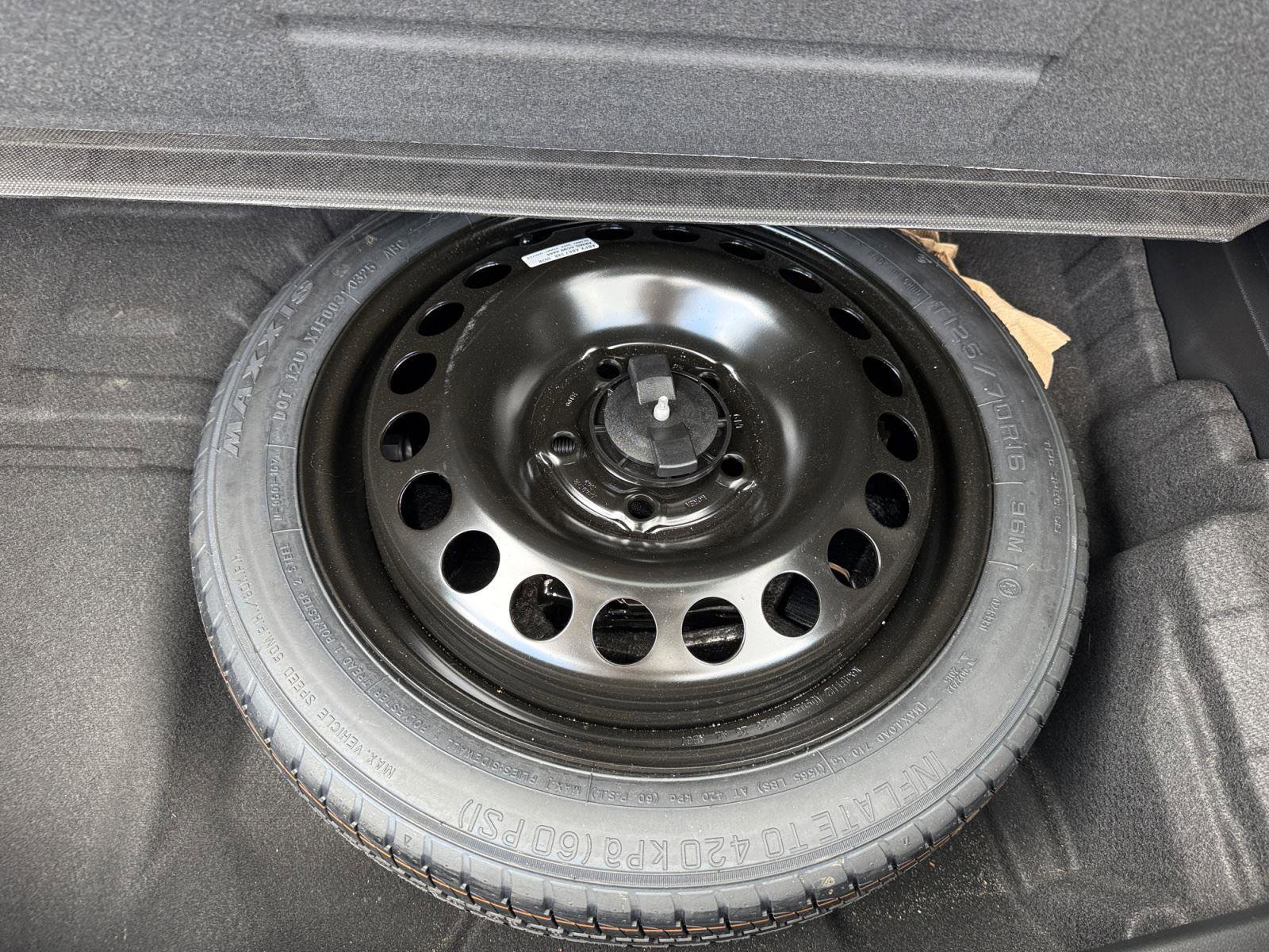 Used 2025 Buick Encore GX Preferred image 29