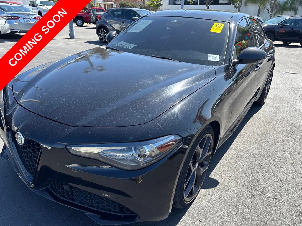 Used 2020 Alfa Romeo Giulia w/ Nero Edizione RWD image 12