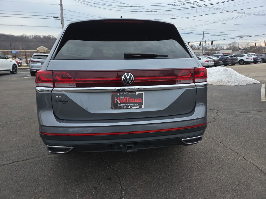 Used 2024 Volkswagen Atlas SE image 5
