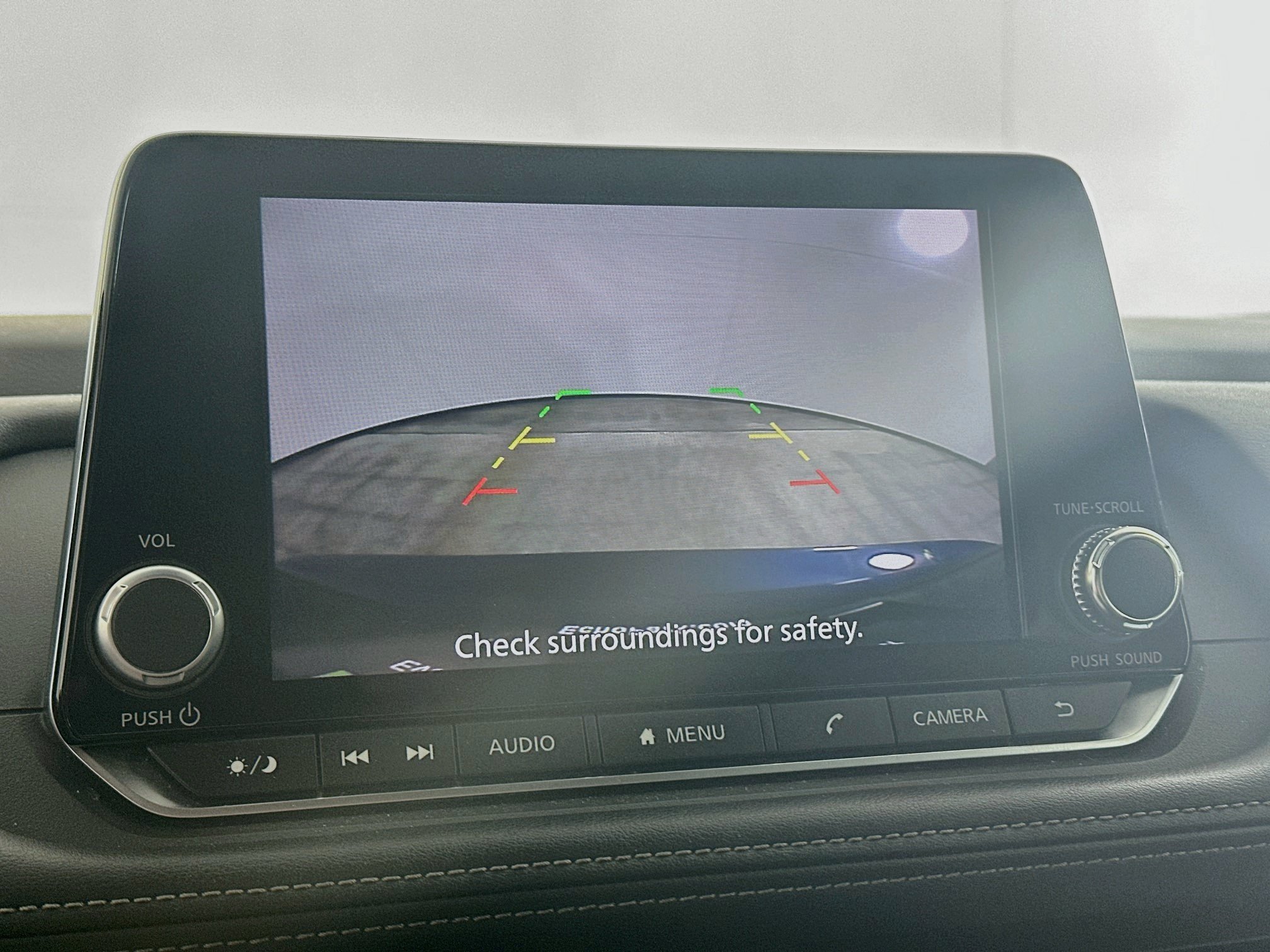 Used 2025 Nissan Rogue SV AWD/4WD image 22
