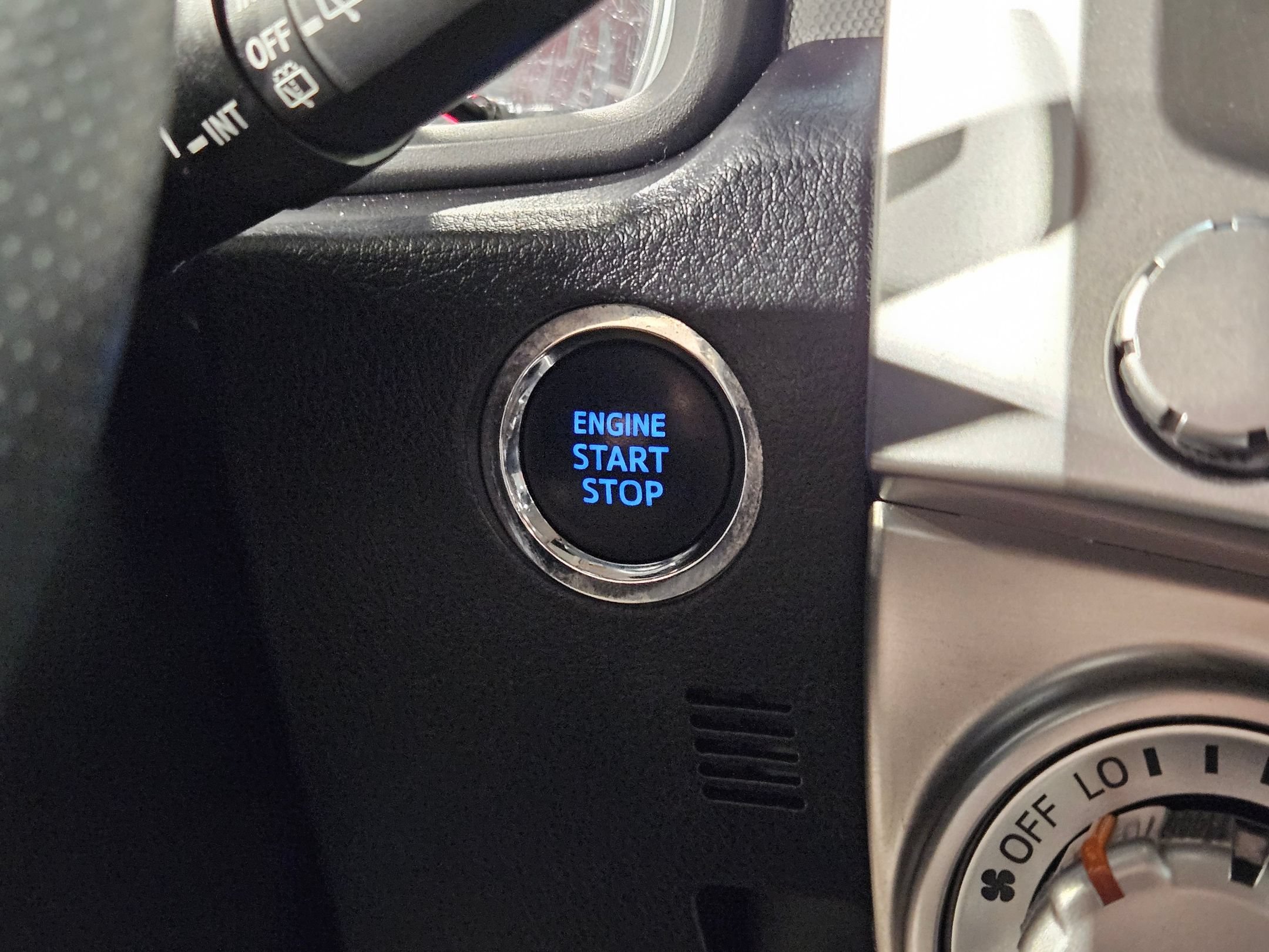 Used 2024 Toyota 4Runner TRD Sport w/ Technology Package AWD/4WD image 32