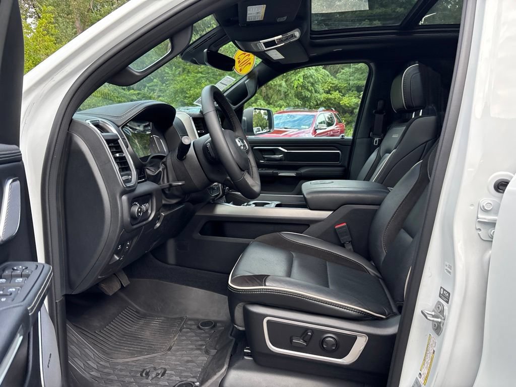 Used 2025 RAM 1500 Laramie w/ Night Edition AWD/4WD image 16