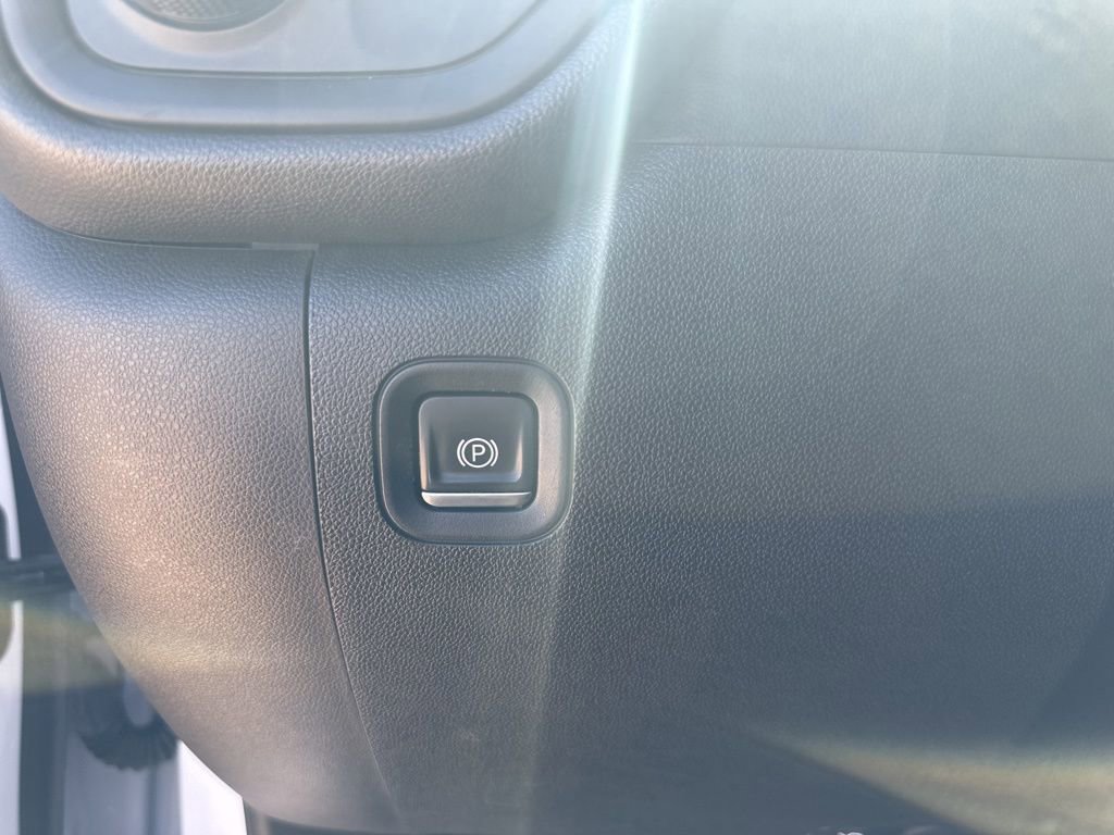 Used 2024 Chevrolet Silverado 2500 Custom w/ Custom Value Package image 14