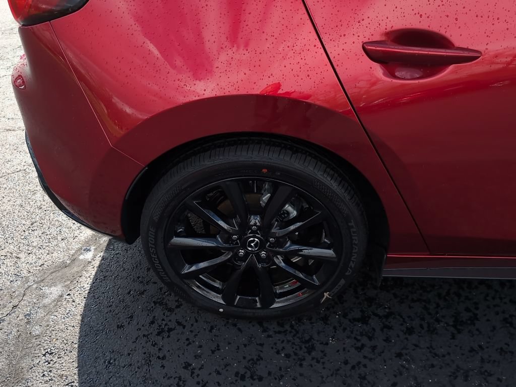 New 2026 MAZDA MAZDA3 Hatchback w/Premium Plus Pkg AWD/4WD image 5