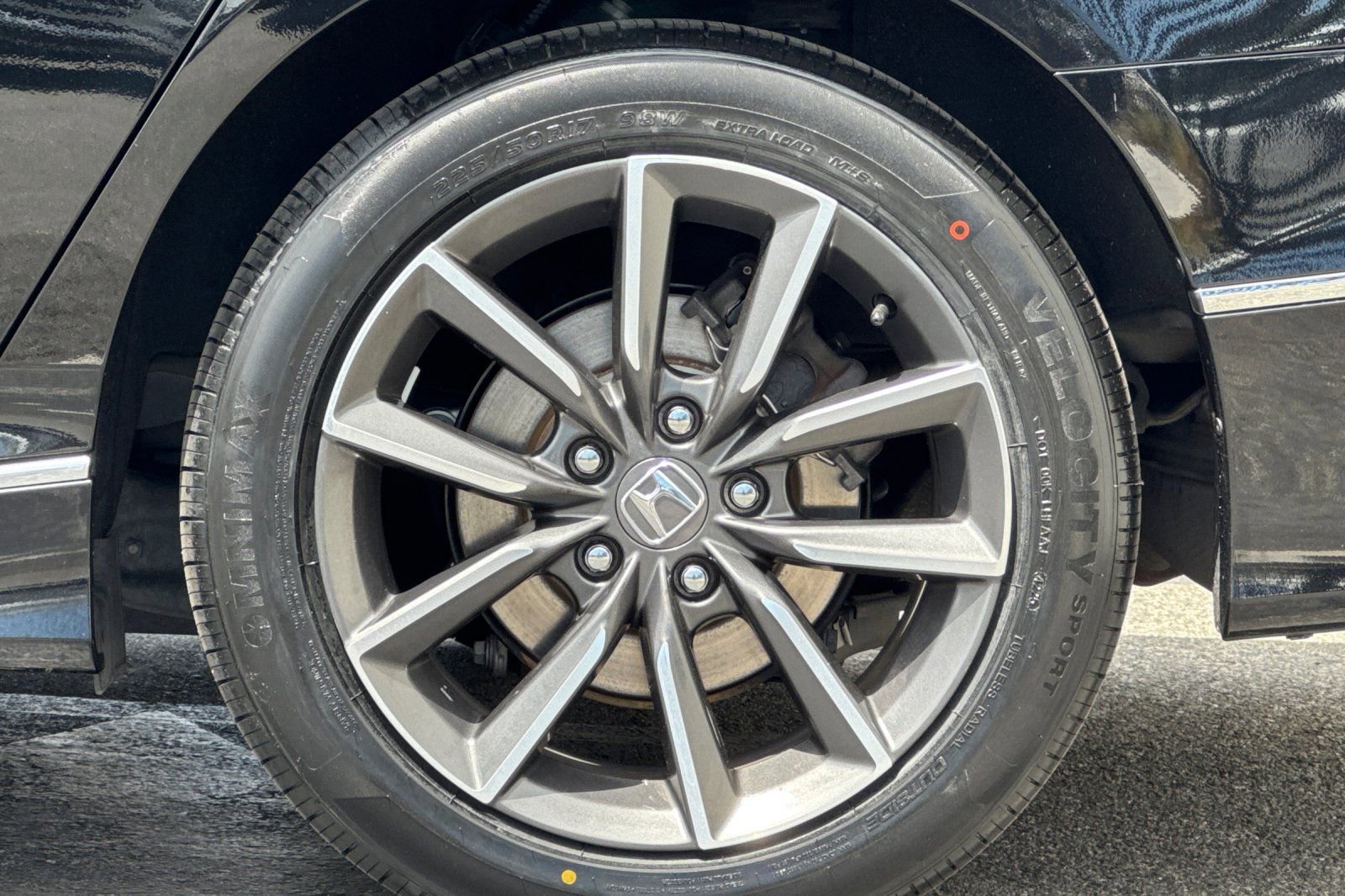 Used 2021 Honda Accord EX-L image 31