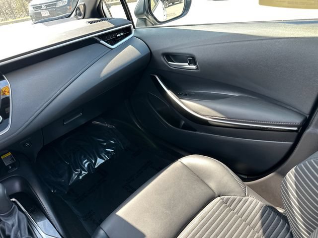Certified 2025 Toyota Corolla XSE FWD image 24