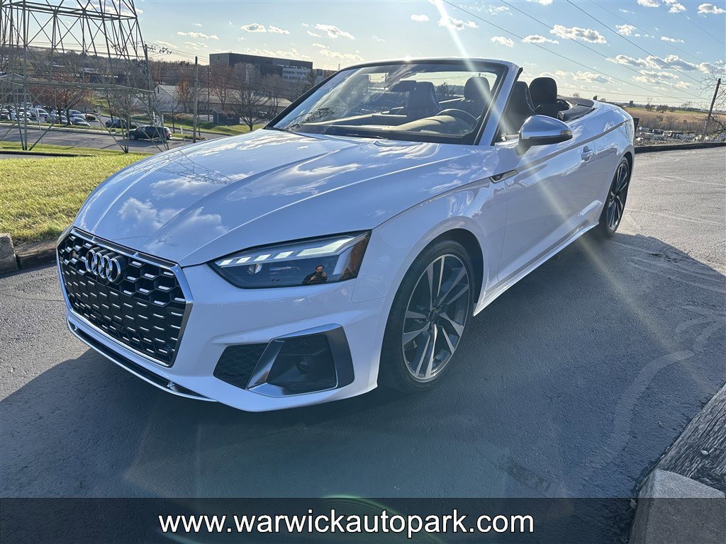 Used 2024 Audi S5 Premium w/ Convenience Package image 3