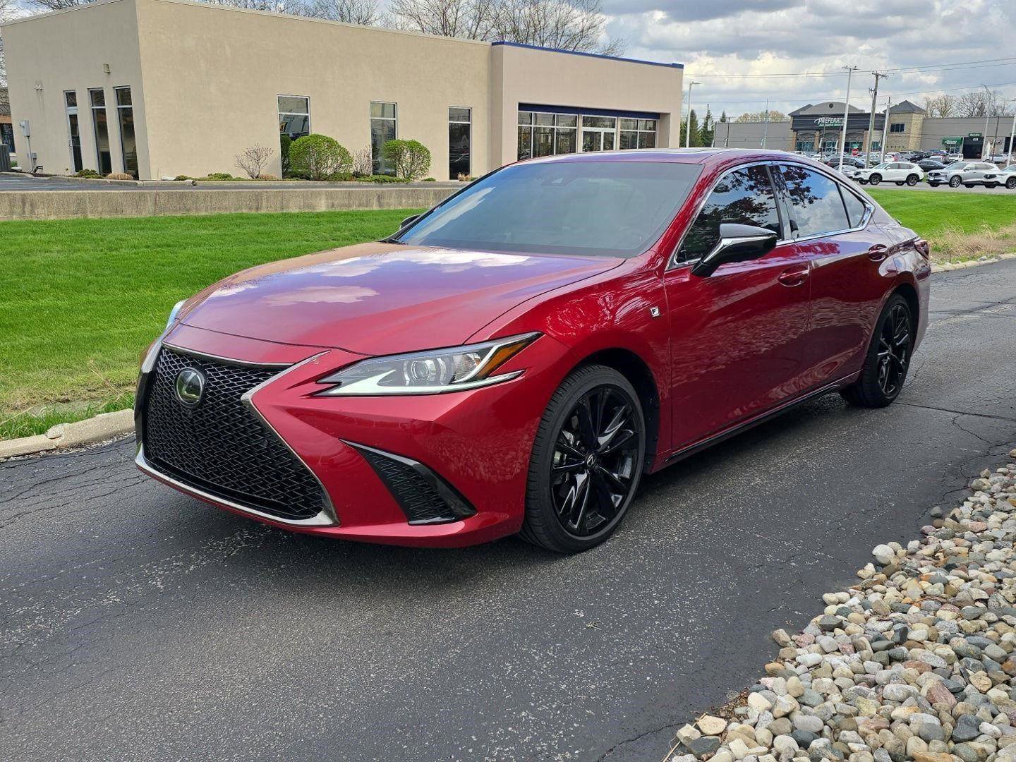 Used 2025 Lexus ES 350 F Sport image 3