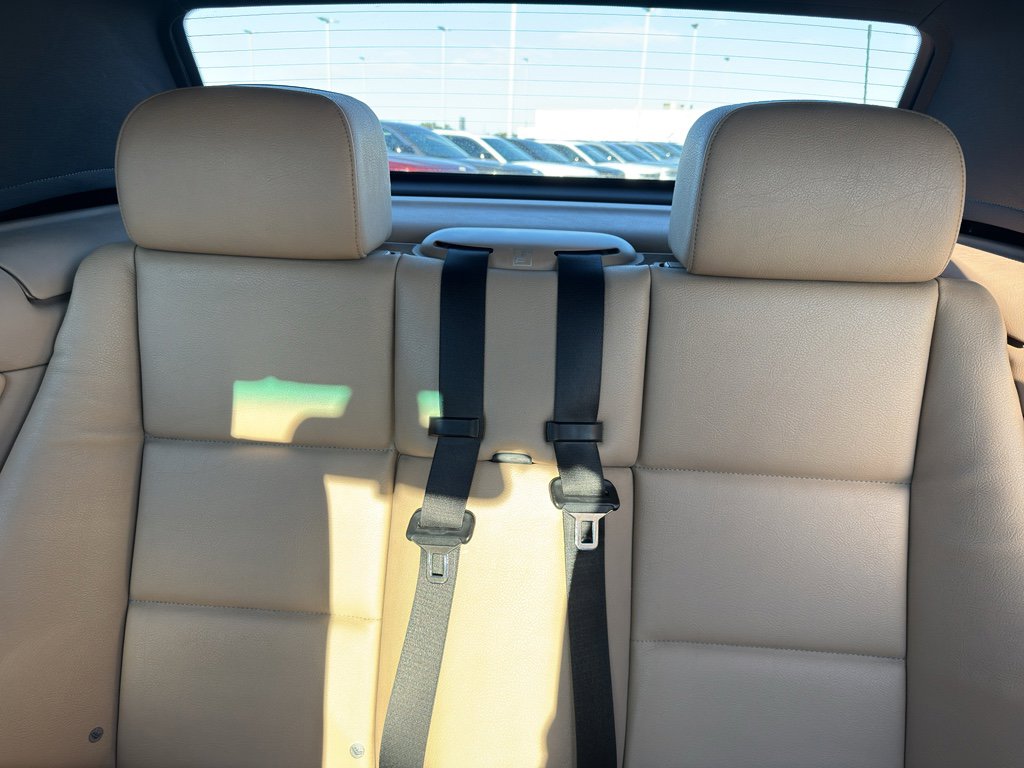 Used 2006 BMW 325Ci Convertible image 26