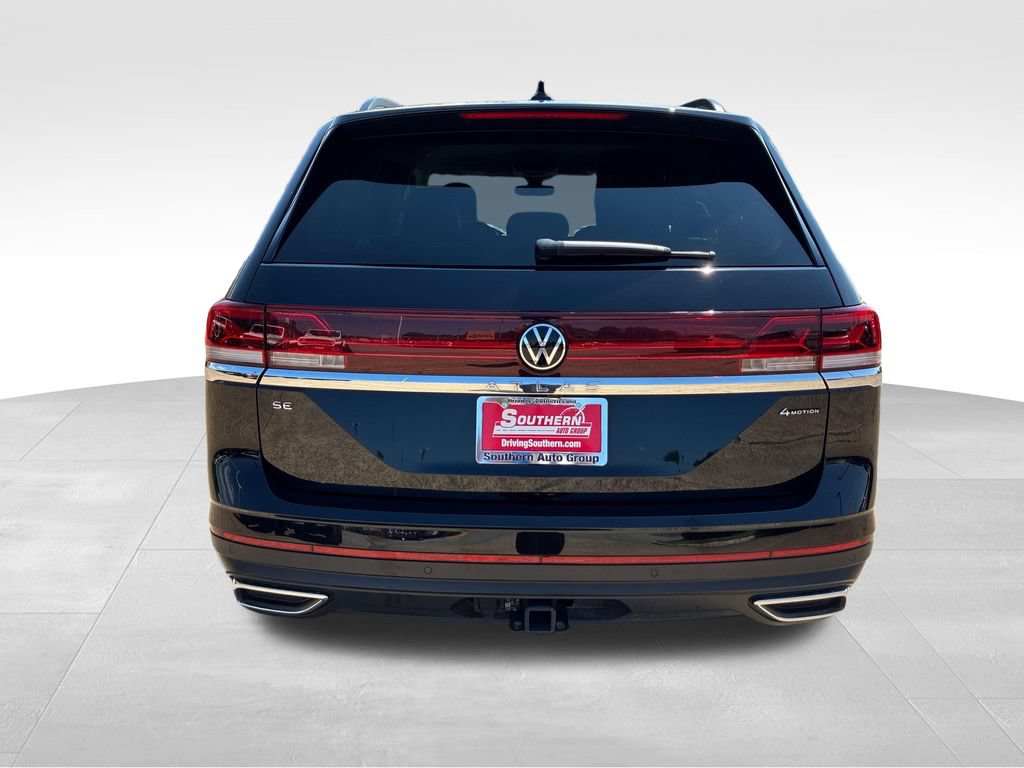 Used 2026 Volkswagen Atlas SE AWD/4WD image 4