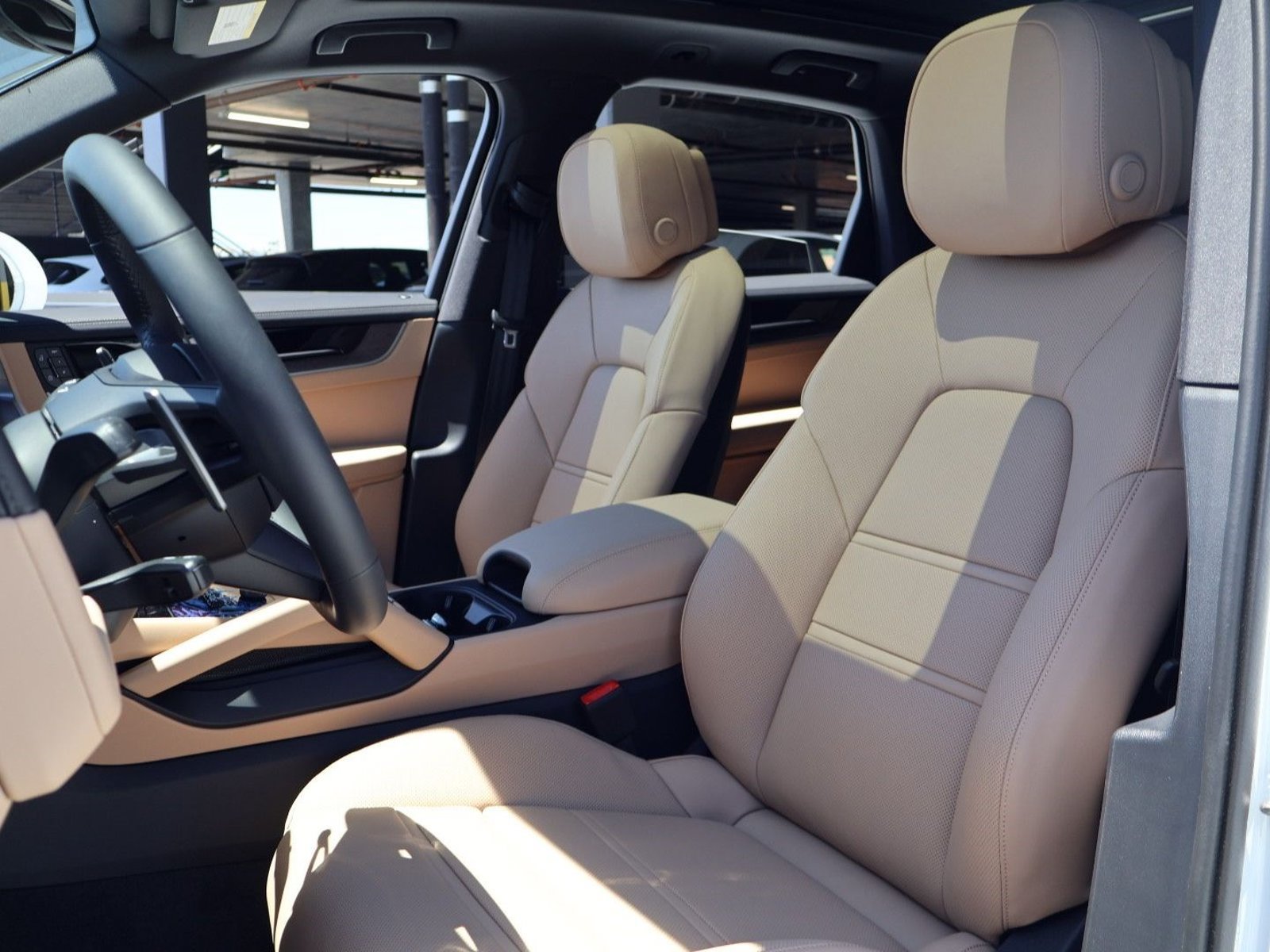 New 2026 Porsche Cayenne AWD/4WD image 5