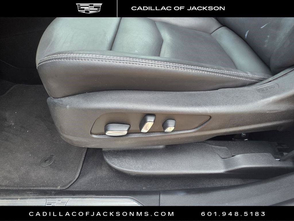 Certified 2024 Cadillac XT5 Premium Luxury FWD image 22