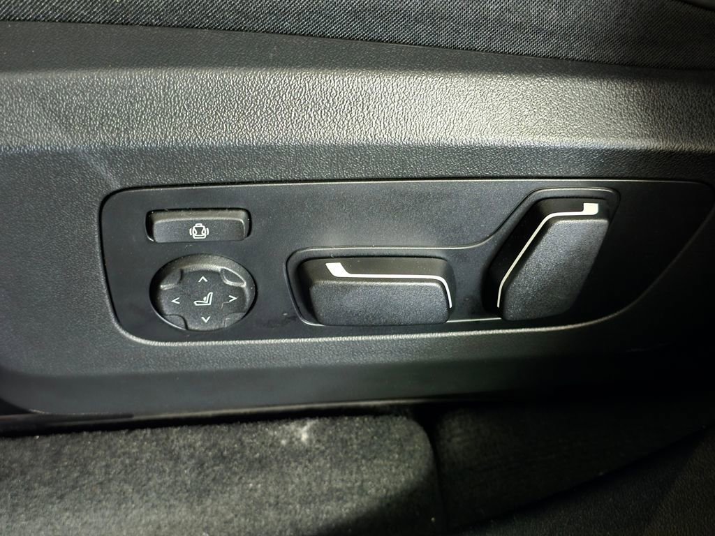 New 2026 BMW X3 xDrive30 w/ Premium Package image 17