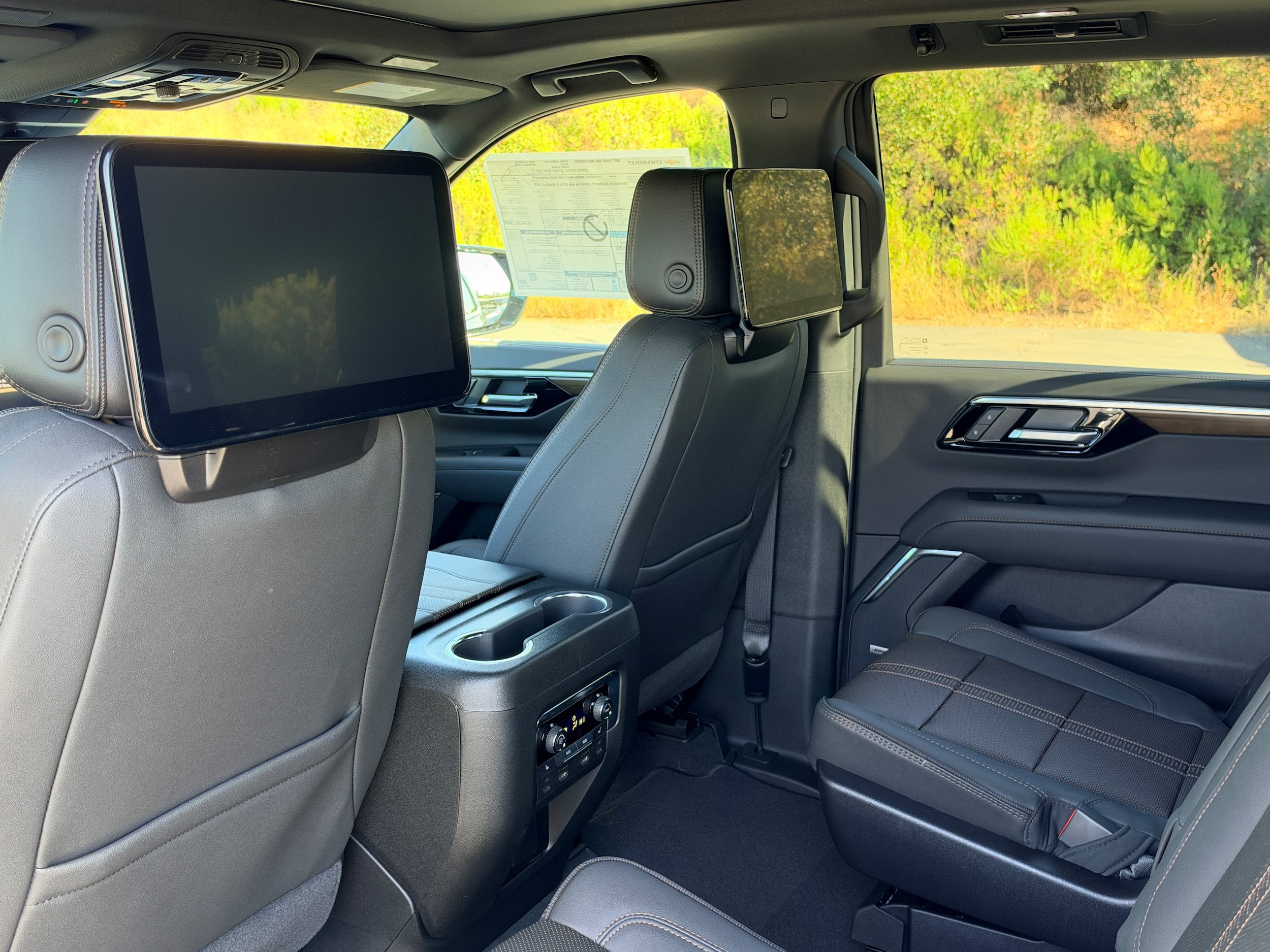 New 2027 Chevrolet Tahoe High Country AWD/4WD image 11