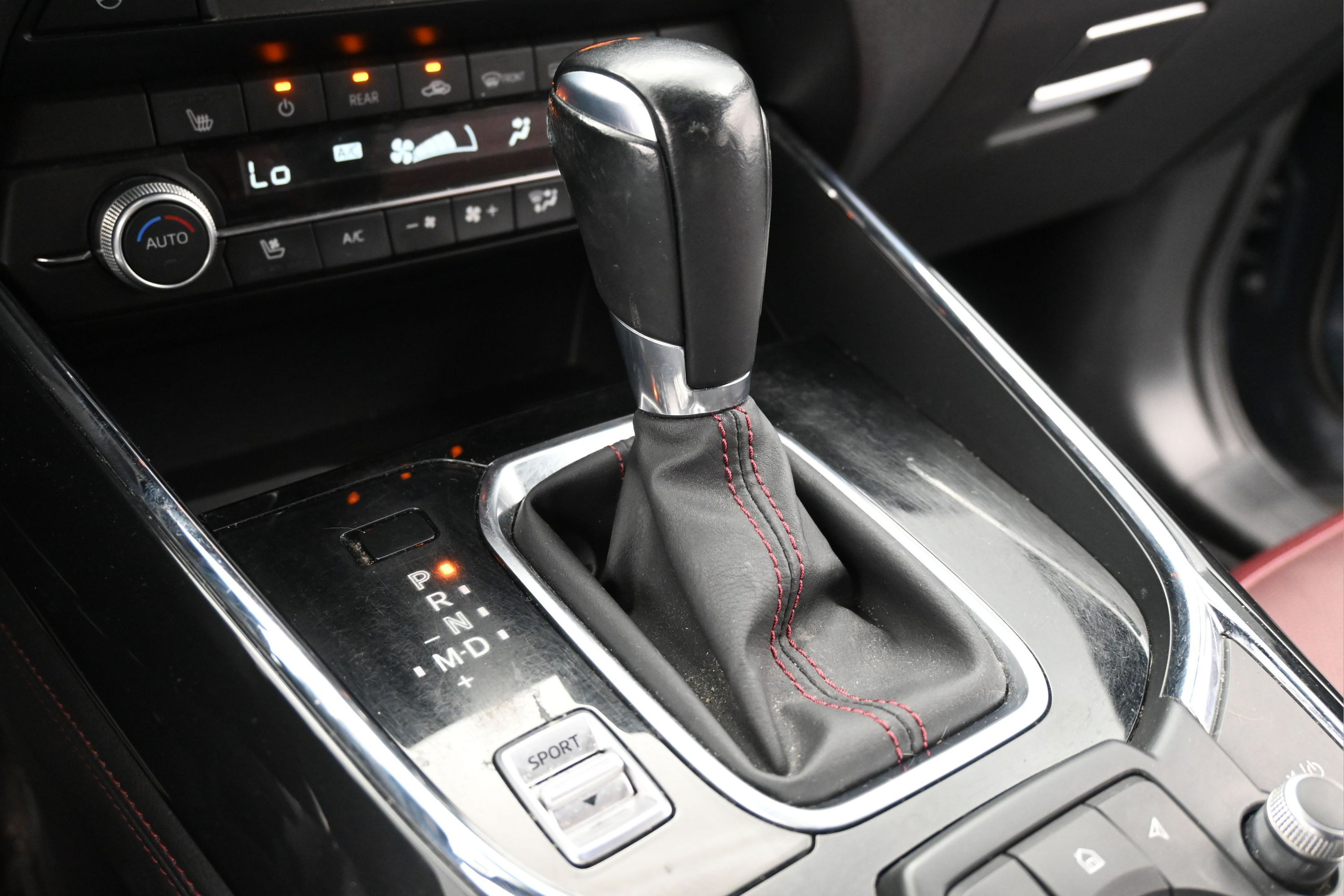 Used 2023 MAZDA CX-9 Carbon Edition AWD/4WD image 18
