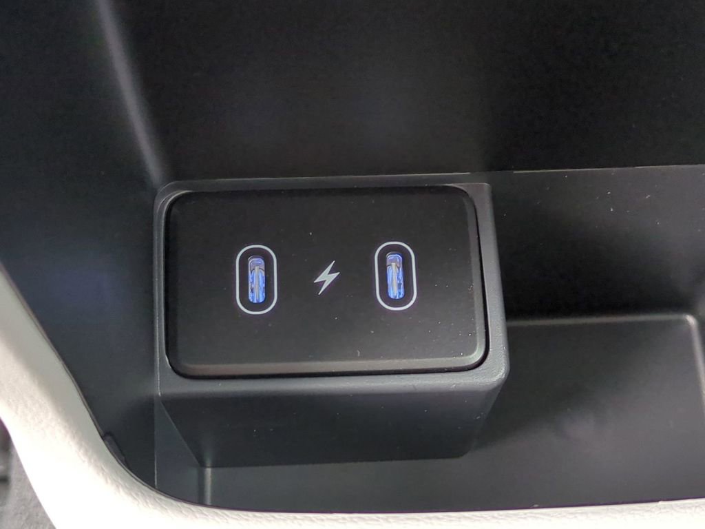 New 2026 Hyundai Kona SE image 16