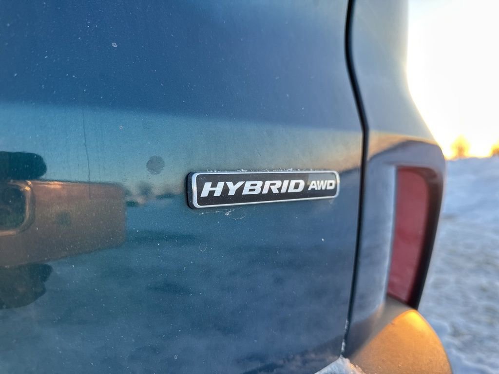 Used 2020 Ford Escape Titanium image 5