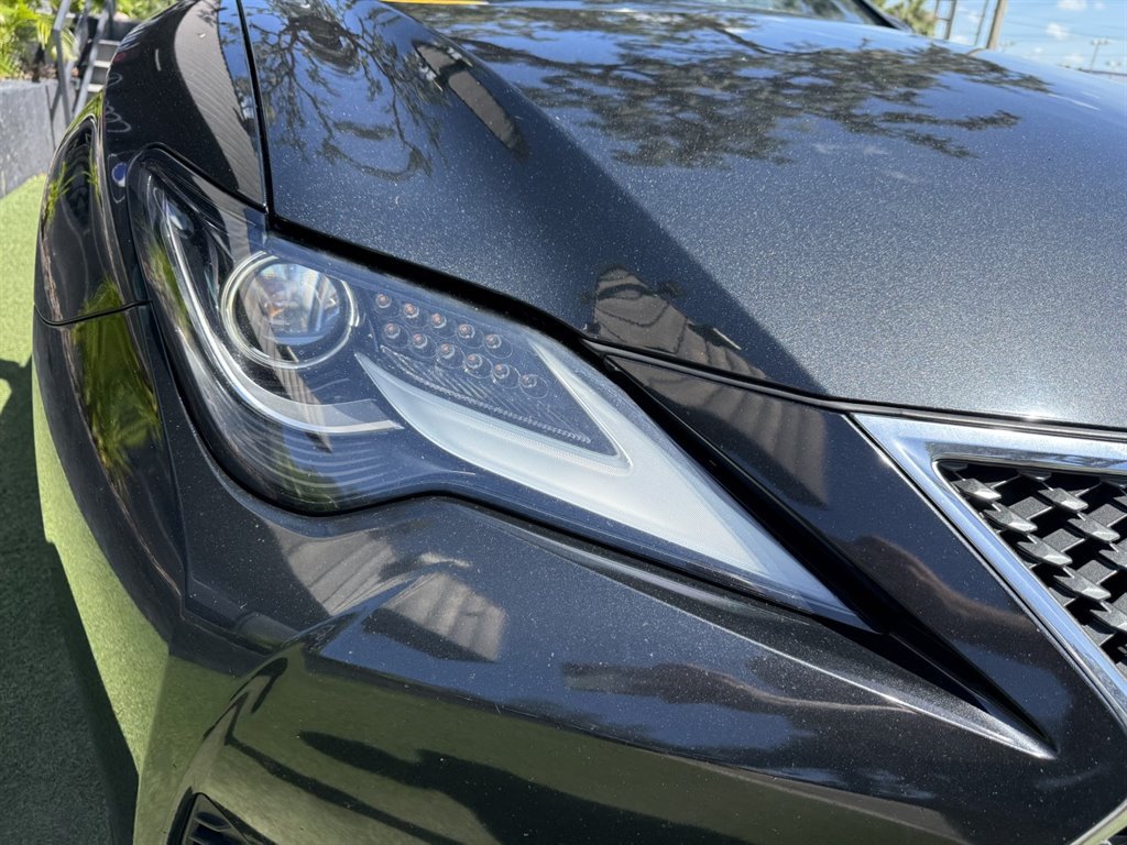 Used 2020 Lexus RC 300 w/ Accessory Package RWD image 9