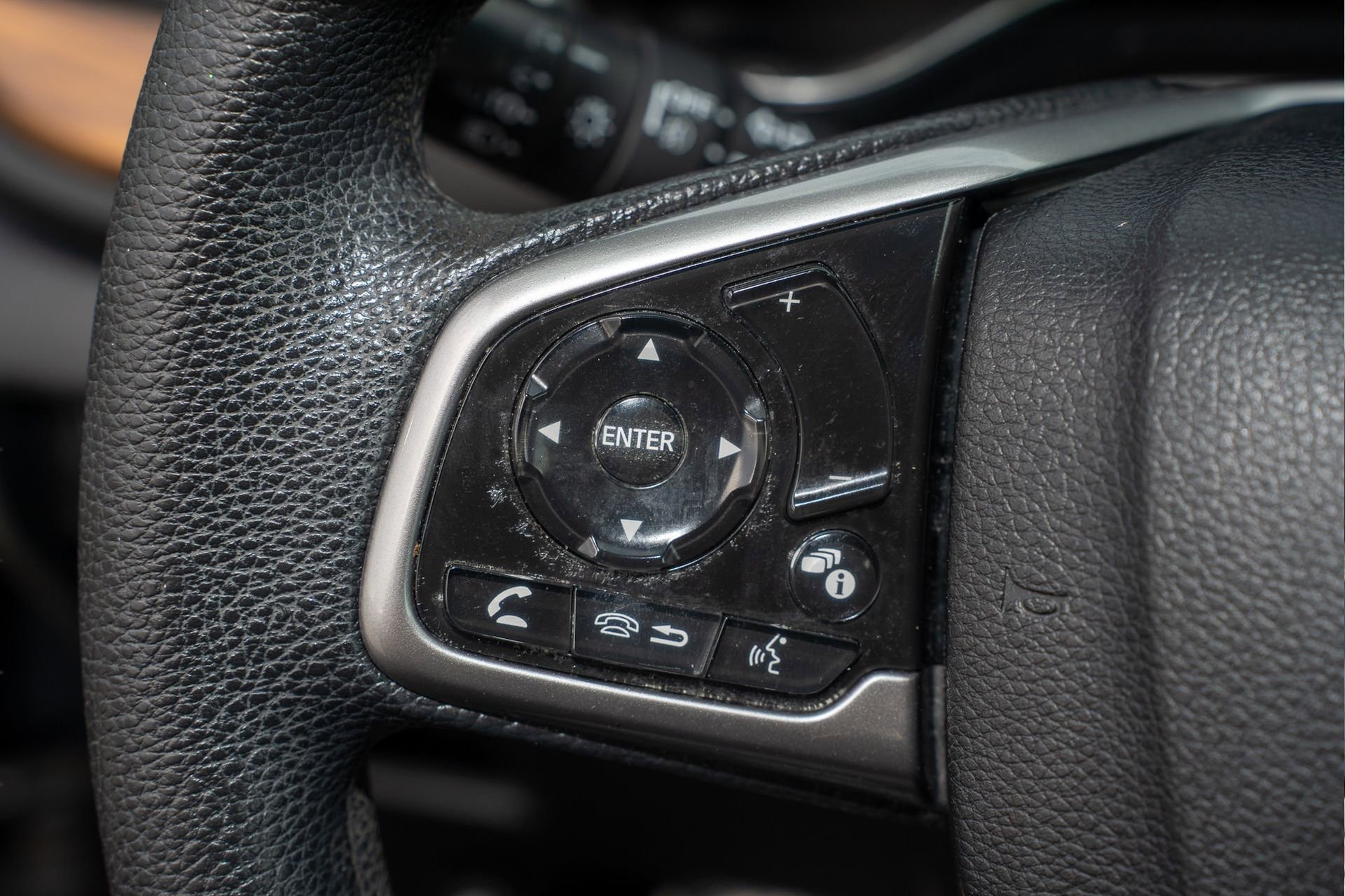 Used 2020 Honda CR-V EX image 29