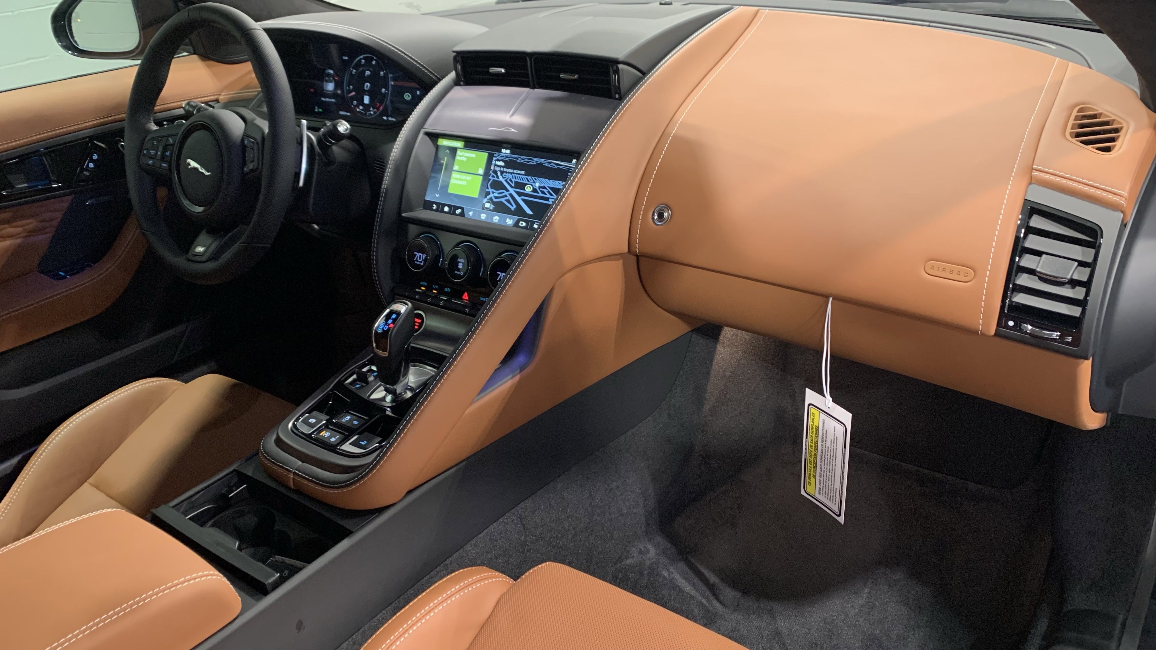 New 2024 Jaguar F-TYPE R image 4