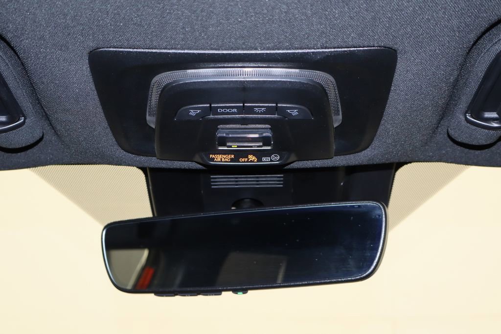 Used 2023 Subaru Solterra AWD image 28