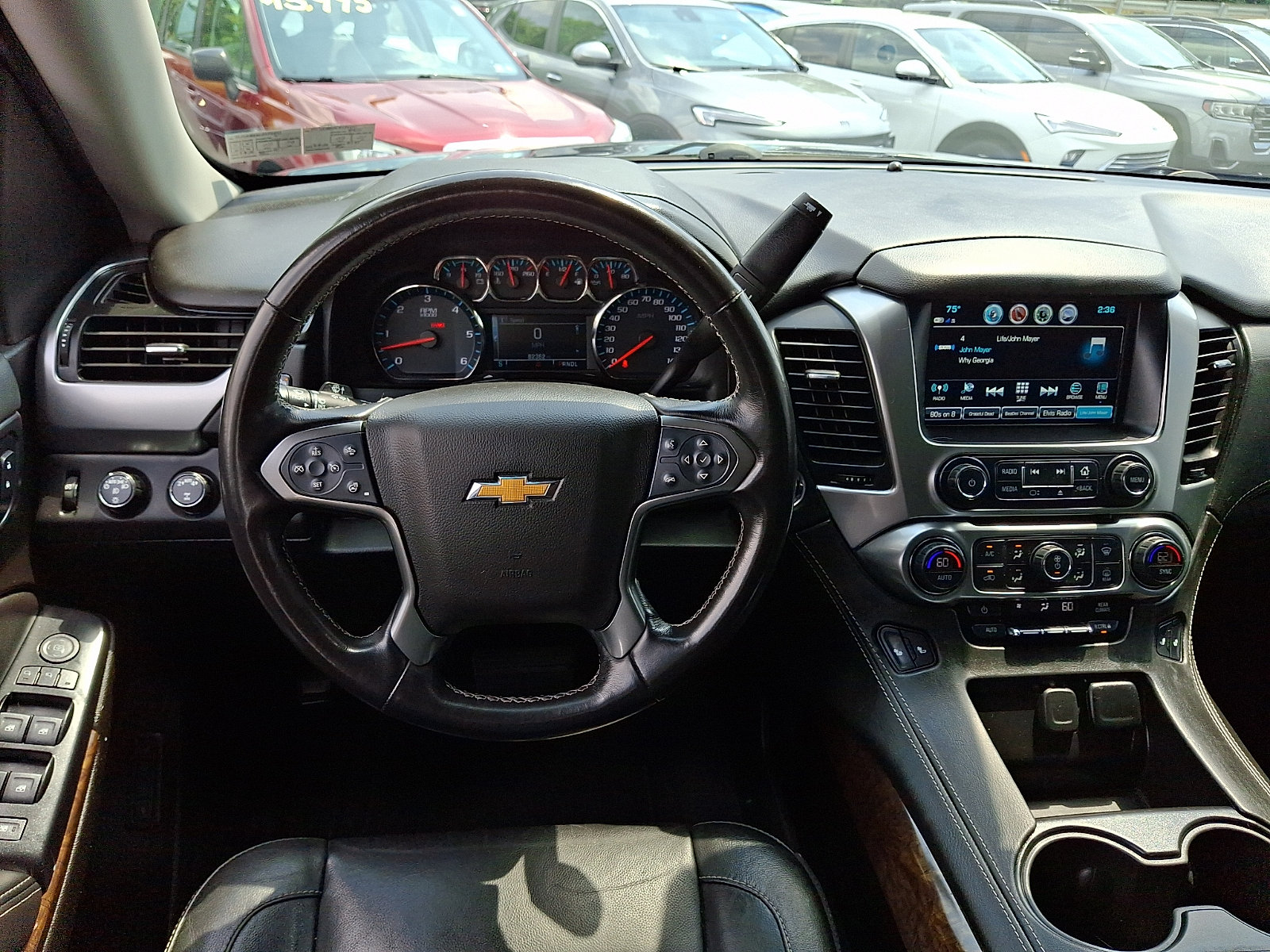 Used 2020 Chevrolet Suburban LT w/ Luxury Package AWD/4WD image 13