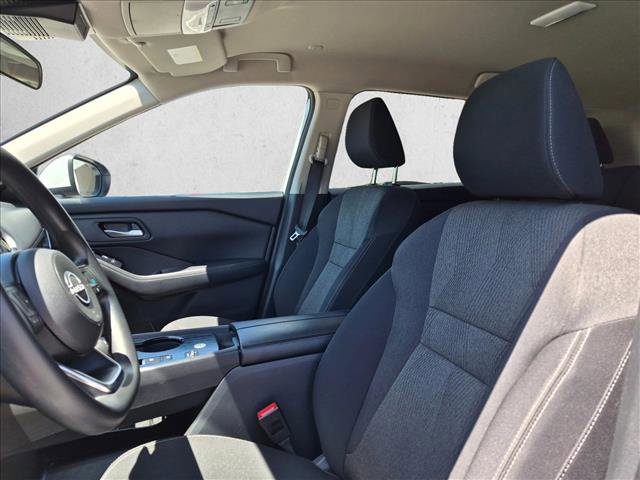 Used 2024 Nissan Rogue SV FWD image 11