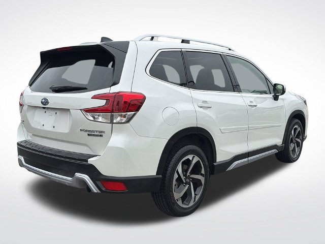 Certified 2024 Subaru Forester Touring w/ Pop Package 2 AWD/4WD image 6