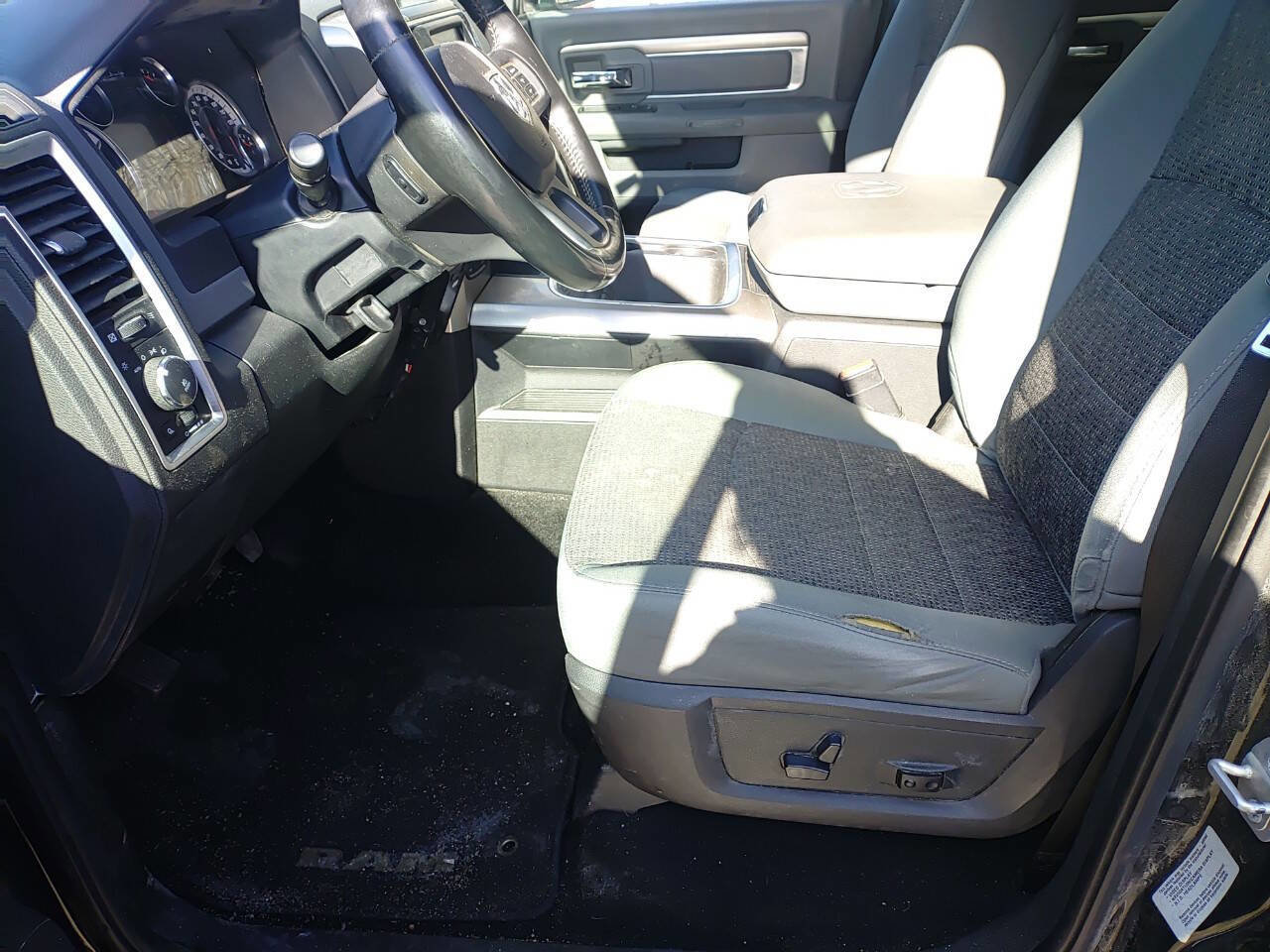 Used 2016 RAM 1500 Big Horn image 10