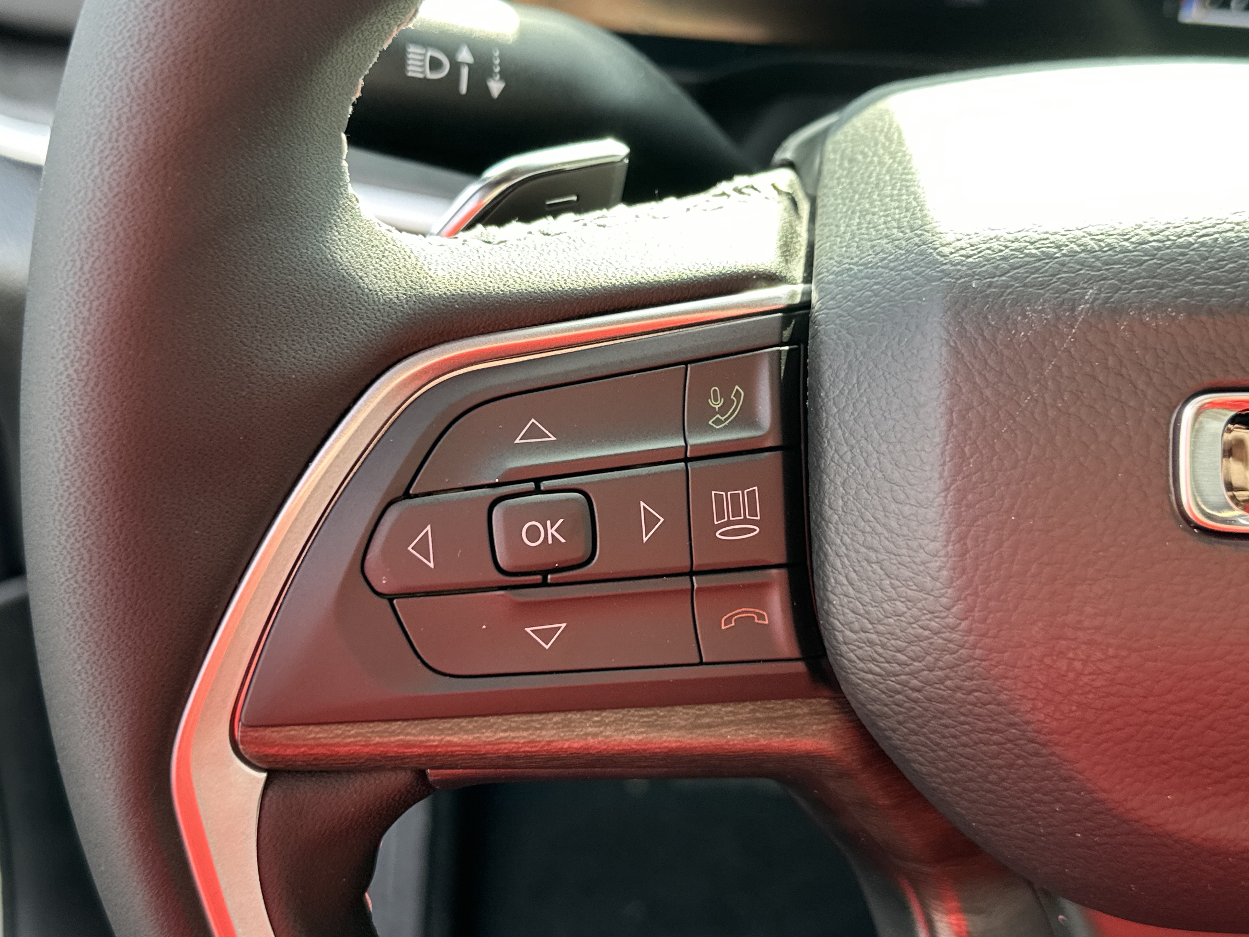 New 2026 Jeep Grand Cherokee Limited AWD/4WD image 9