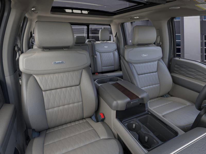 New 2026 Ford F350 4x4 Crew Cab DRW Super Duty image 10