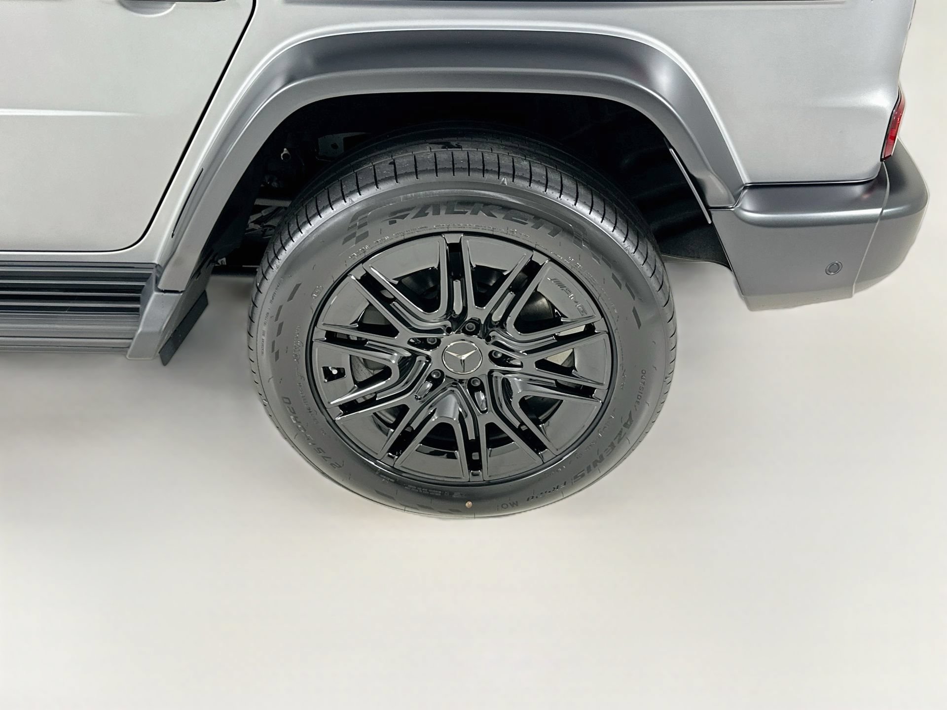 New 2027 Mercedes-Benz G 580 e image 35