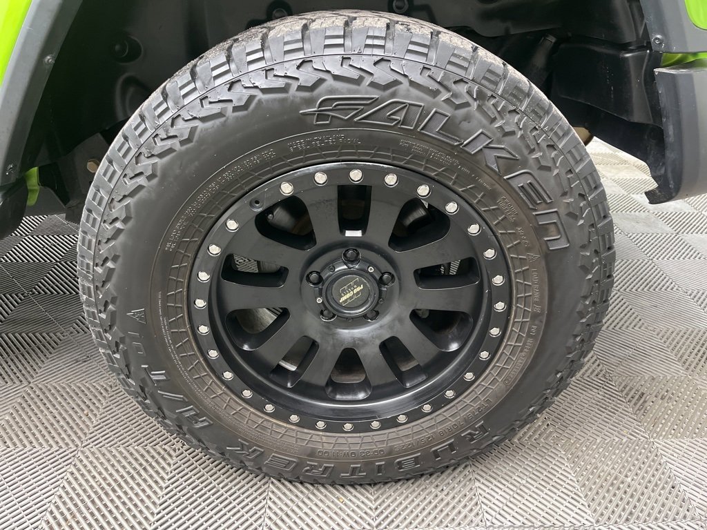 Used 2018 Jeep Wrangler Unlimited Sahara image 6