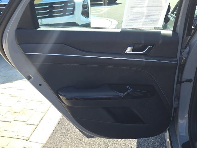 Used 2025 Kia K5 GT-Line image 28