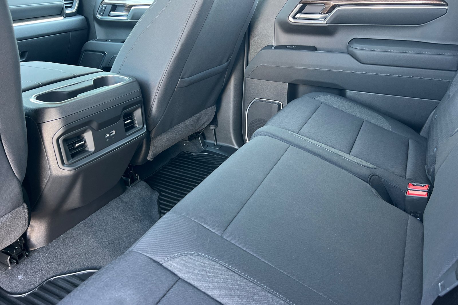 New 2026 Chevrolet Silverado 1500 LT w/ Z71 Off-Road Package AWD/4WD image 14