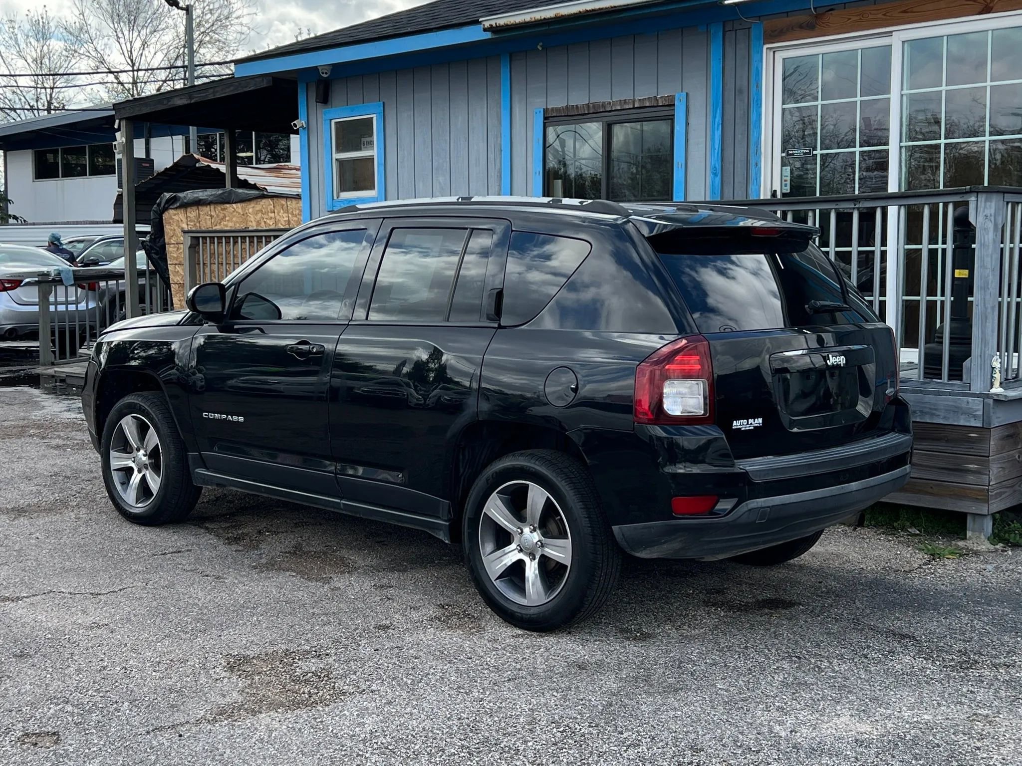 Used 2016 Jeep Compass Latitude image 8