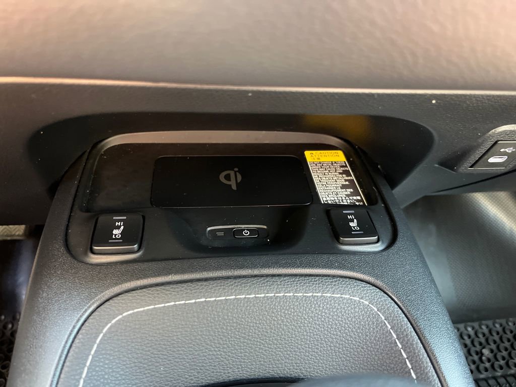 Used 2023 Toyota Corolla XSE FWD image 18