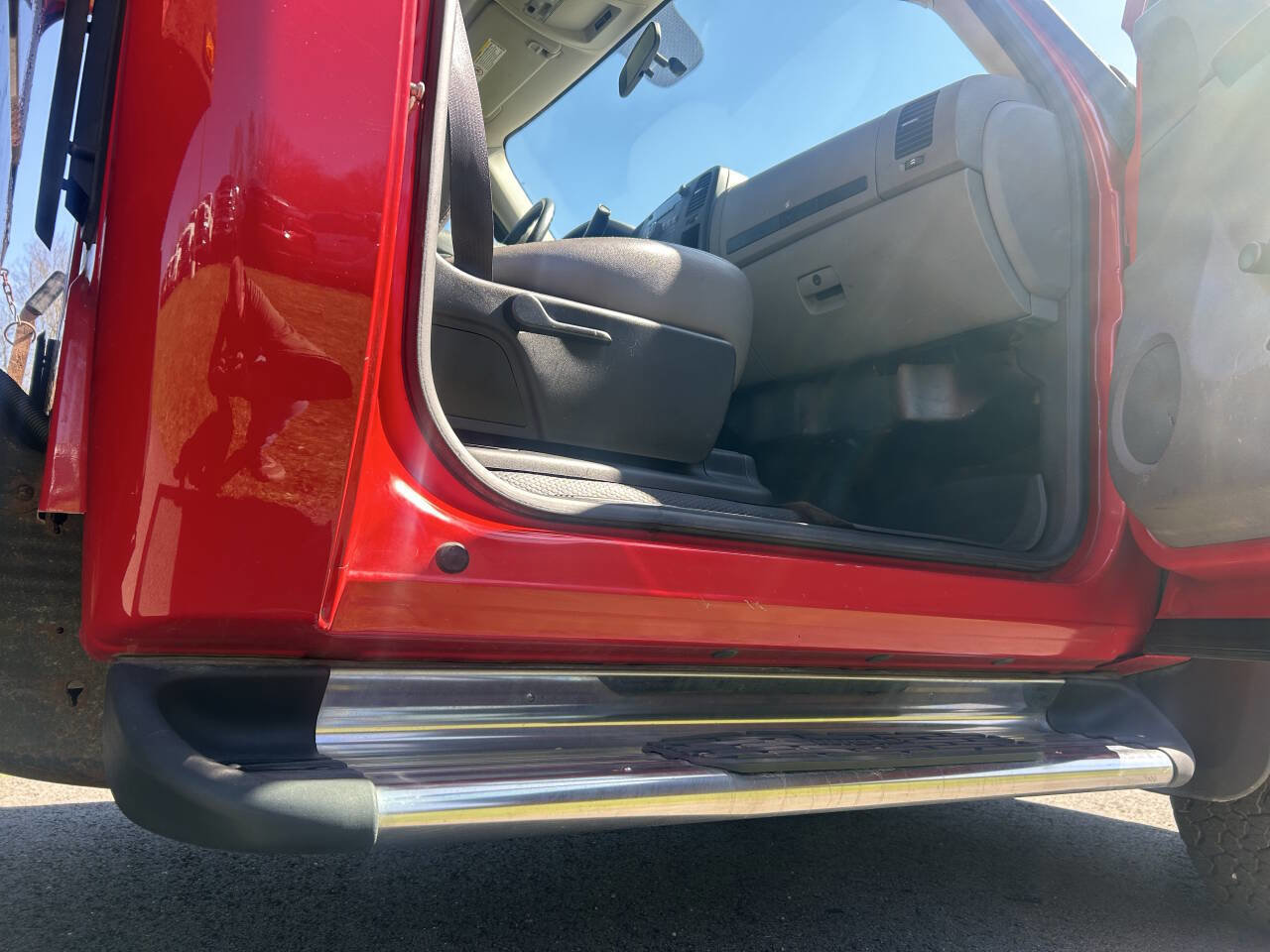 Used 2014 Chevrolet Silverado 3500 W/T w/ Snow Plow Prep Package image 4