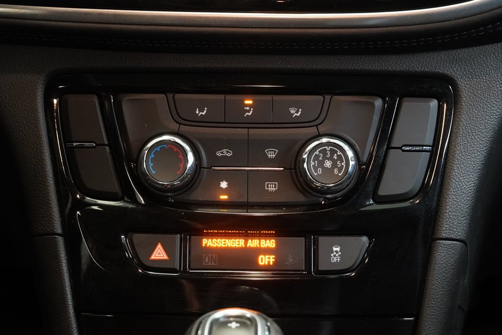 Used 2017 Buick Encore Sport Touring AWD/4WD image 20